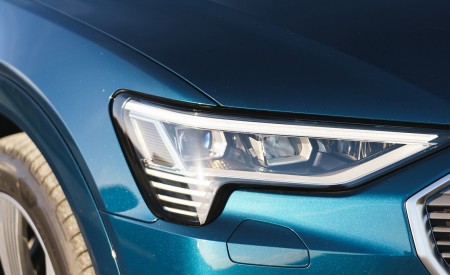 2019 Audi e-tron 55 (UK-Spec) Headlight Wallpapers 450x275 (100)