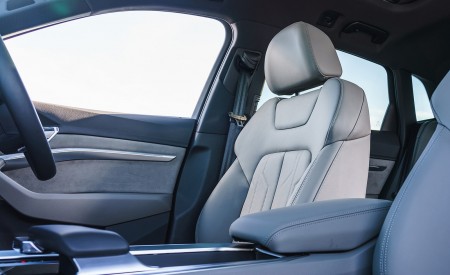 2019 Audi e-tron 55 (UK-Spec) Interior Front Seats Wallpapers 450x275 (151)