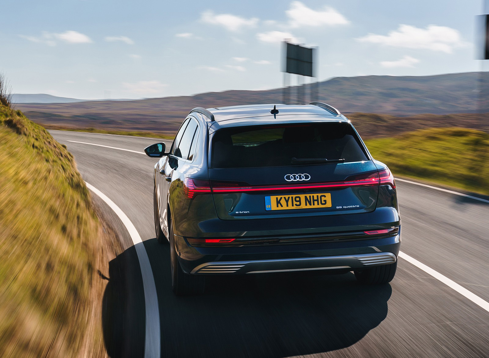 2019 Audi e-tron 55 (UK-Spec) Rear Wallpapers #14 of 156