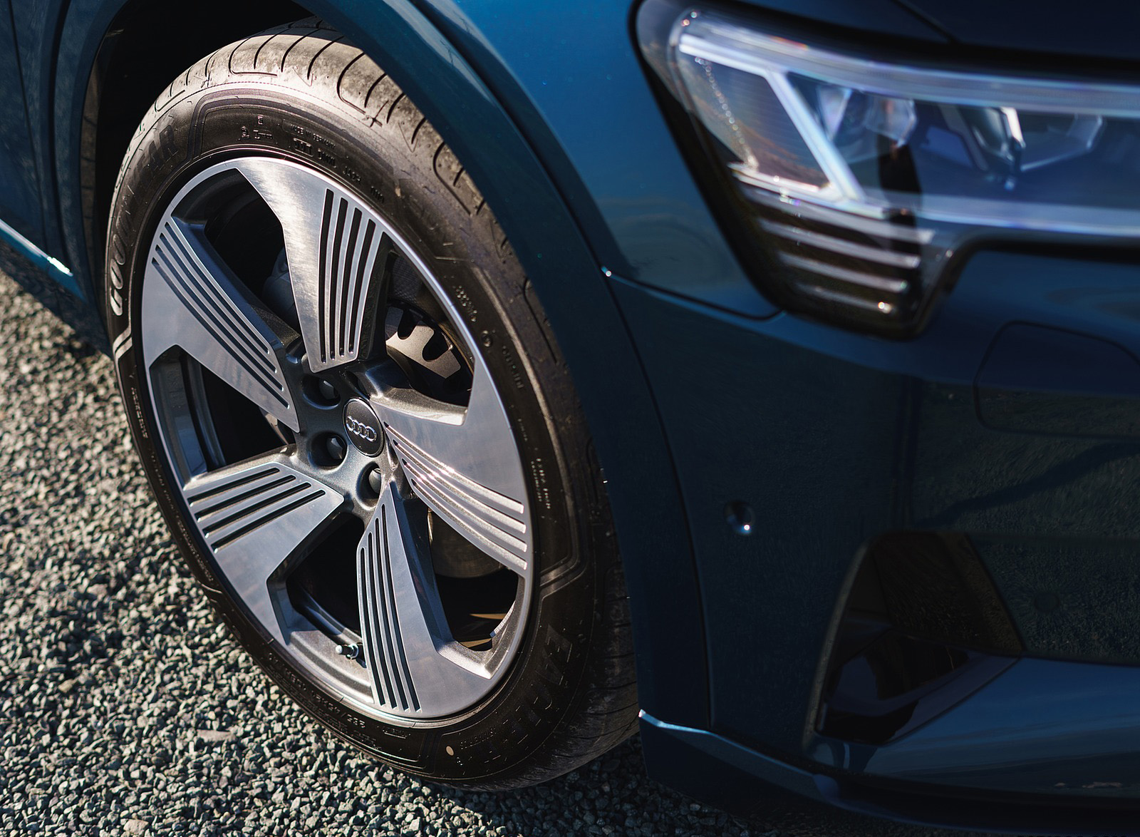 2019 Audi e-tron 55 (UK-Spec) Wheel Wallpapers #104 of 156