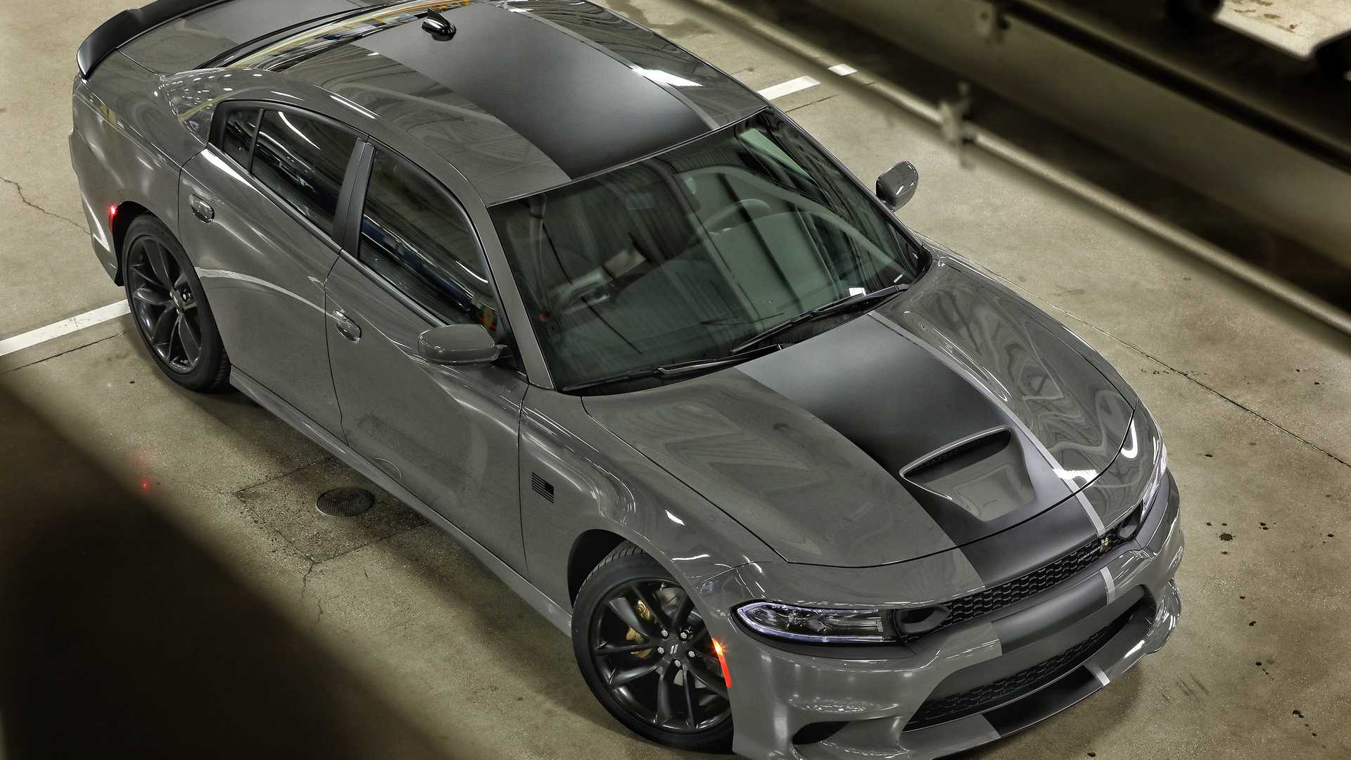 2019 Dodge Charger Stars & Stripes Edition Front Three-Quarter Wallpapers (2)