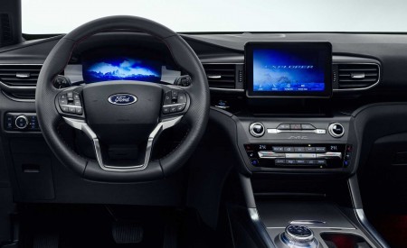 2019 Ford Explorer Plug-In Hybrid (Euro-Spec) Interior Wallpapers 450x275 (8)