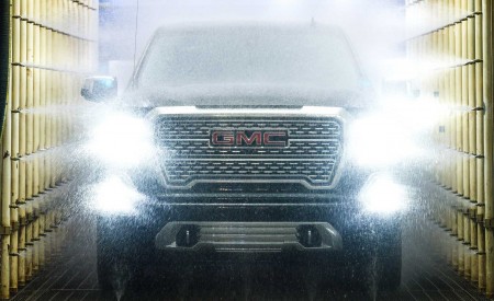 2019 GMC Sierra Denali CarbonPro Edition Front Wallpapers 450x275 (23)