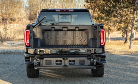 2019 GMC Sierra Denali CarbonPro Edition Rear Wallpapers 450x275 (6)