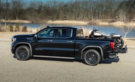 2019 GMC Sierra Denali CarbonPro Edition Side Wallpapers 450x275 (2)