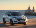 2019 Honda HR-V Front Three-Quarter Wallpapers 150x120