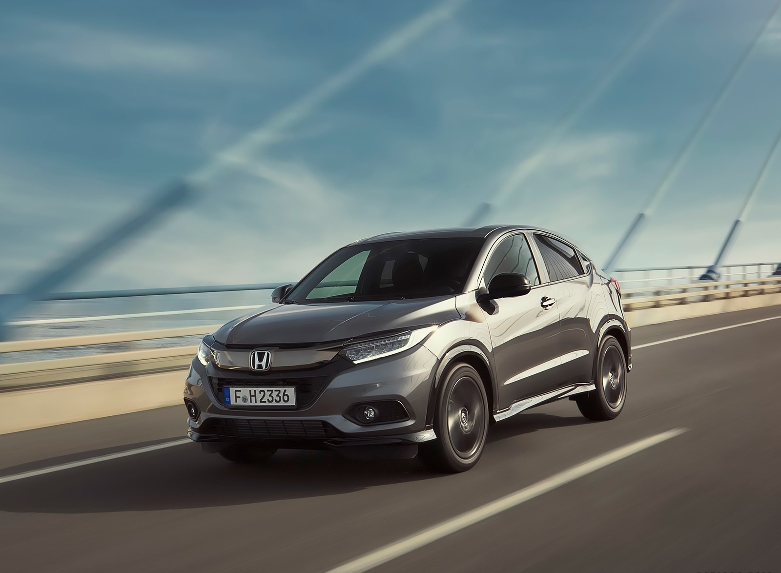 2019 Honda HR-V Front Three-Quarter Wallpapers #5 of 134