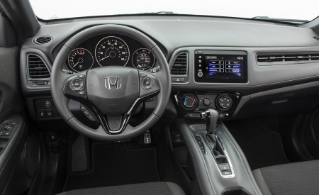 2019 Honda HR-V Sport Interior Cockpit Wallpapers 450x275 (130)