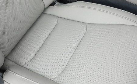 2019 Honda HR-V Touring Interior Seats Wallpapers 450x275 (83)
