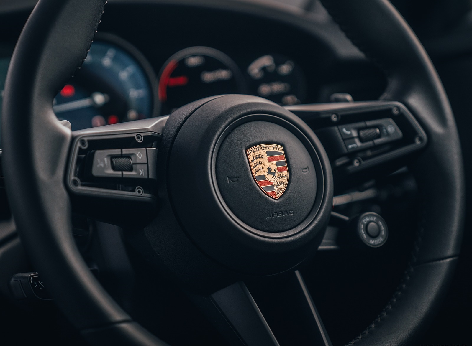 2019 Porsche 911 (992) Carrera 4S (UK-Spec) Interior Steering Wheel Wallpapers #26 of 42