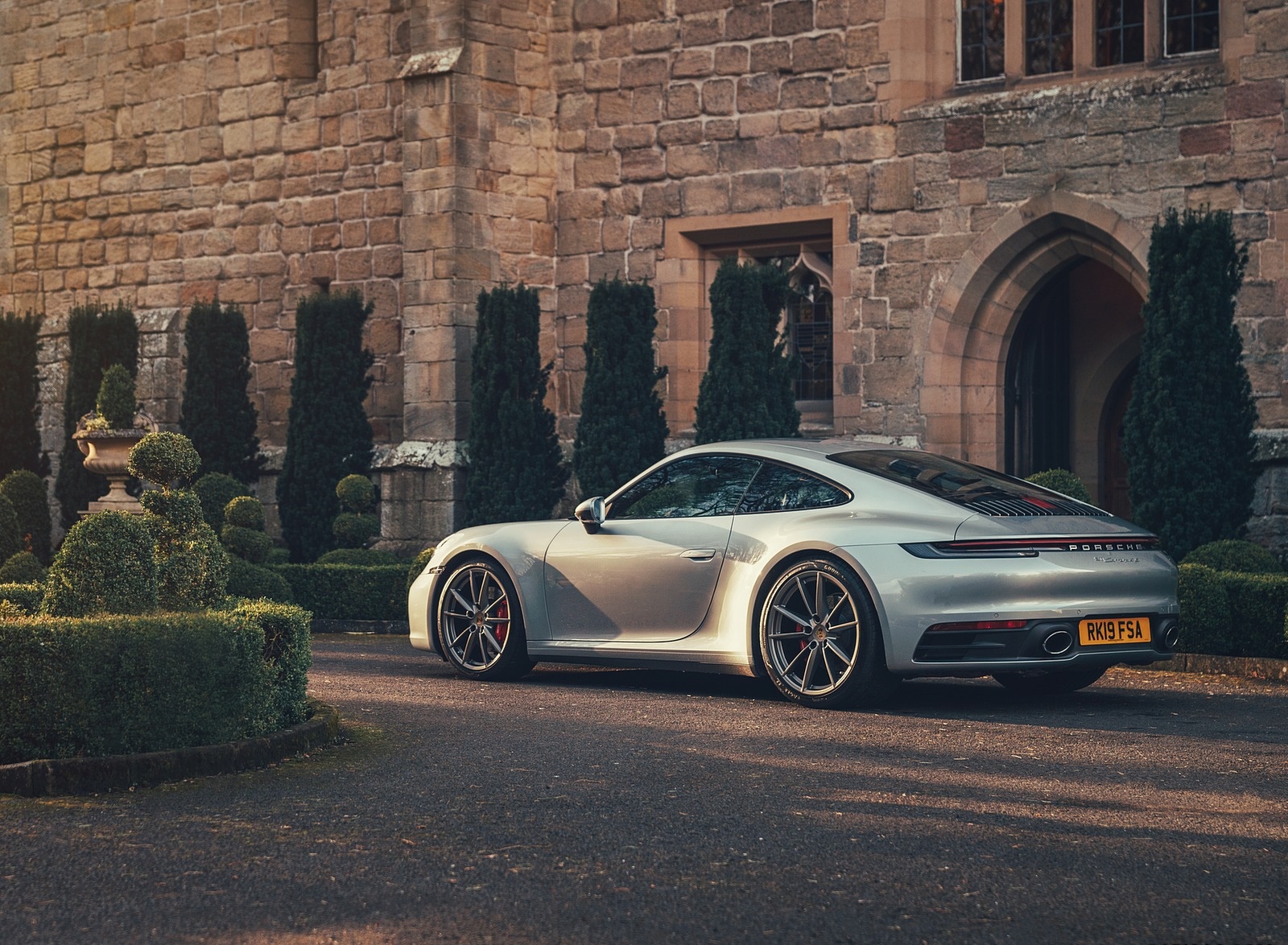 2019 Porsche 911 (992) Carrera 4S (UK-Spec) Rear Three-Quarter Wallpapers #11 of 42