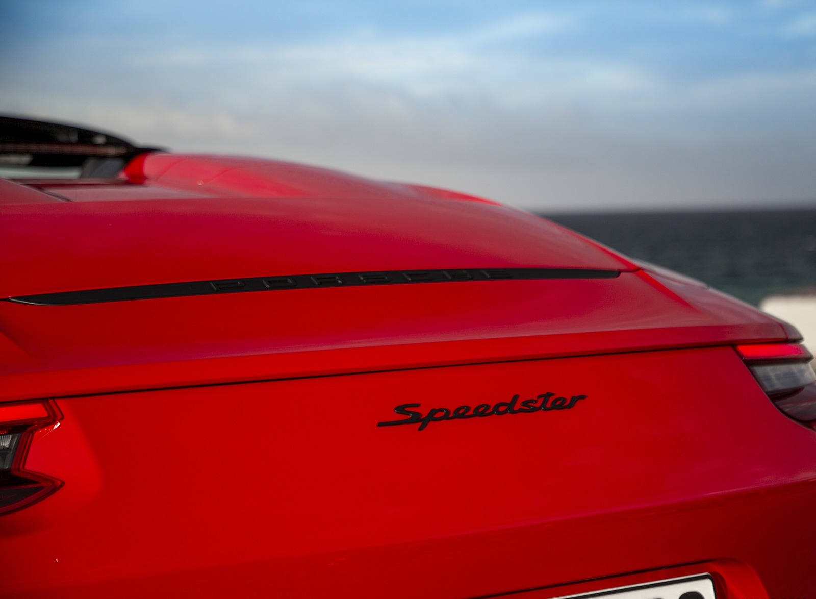 2019 Porsche 911 Speedster (Color: Guards Red) Detail Wallpapers #34 of 84
