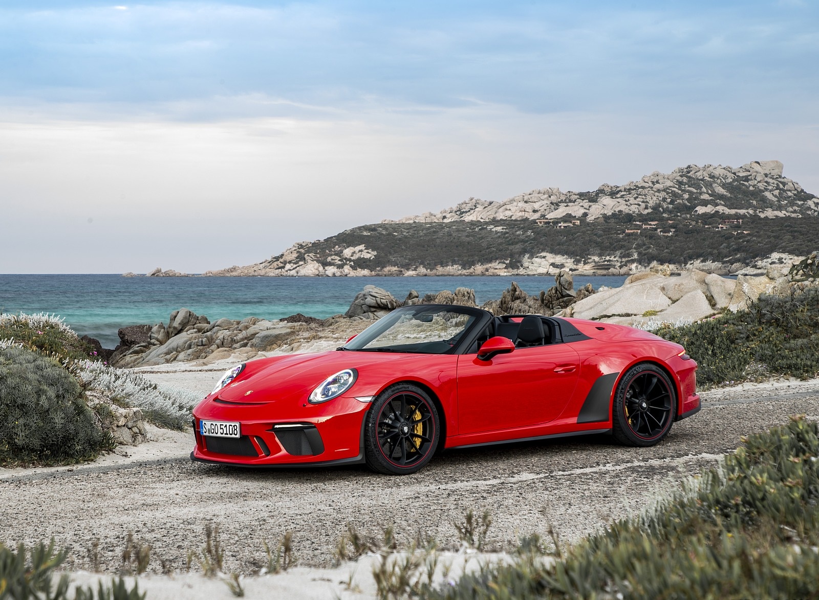 2019 Porsche 911 Speedster (Color: Guards Red) Front Three-Quarter Wallpapers (8)