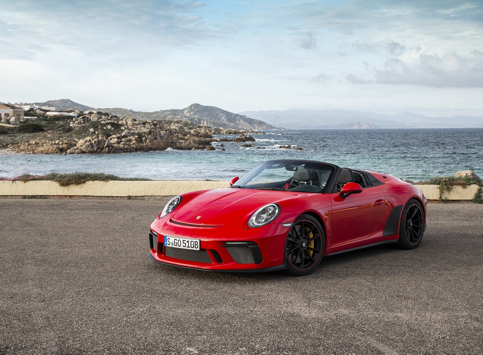 2019 Porsche 911 Speedster (Color: Guards Red) Front Three-Quarter Wallpapers #9 of 84