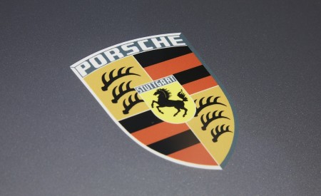 2019 Porsche 911 Speedster with Heritage Design Package Badge Wallpapers 450x275 (59)