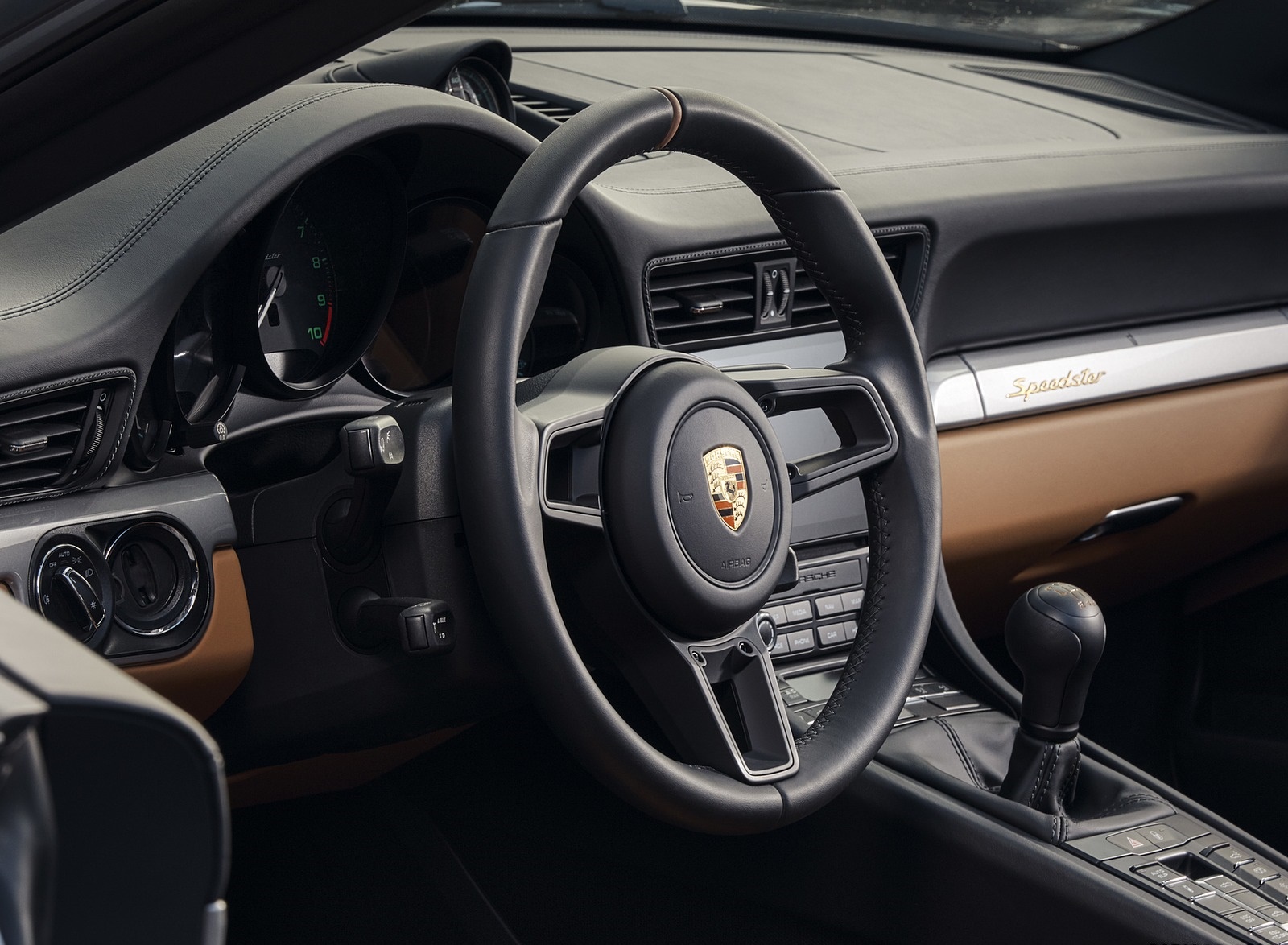 2019 Porsche 911 Speedster with Heritage Design Package Interior Detail Wallpapers #64 of 72