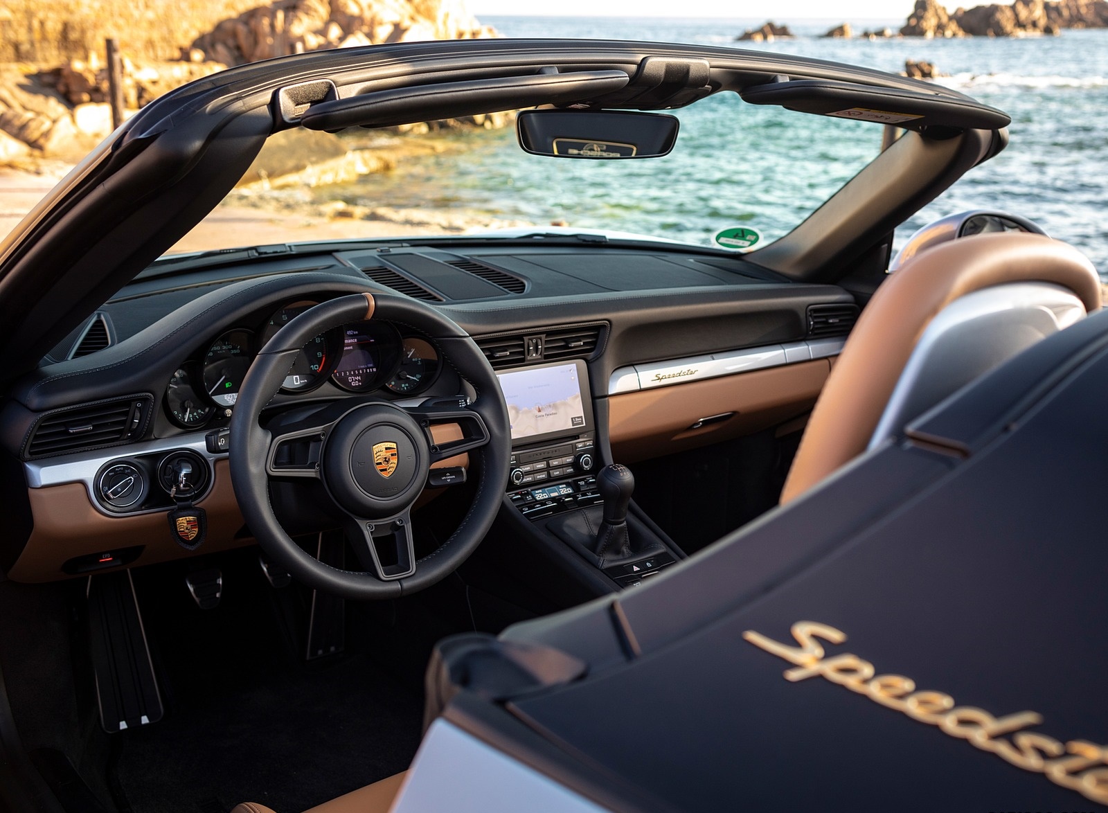 2019 Porsche 911 Speedster with Heritage Design Package Interior Detail Wallpapers #63 of 72