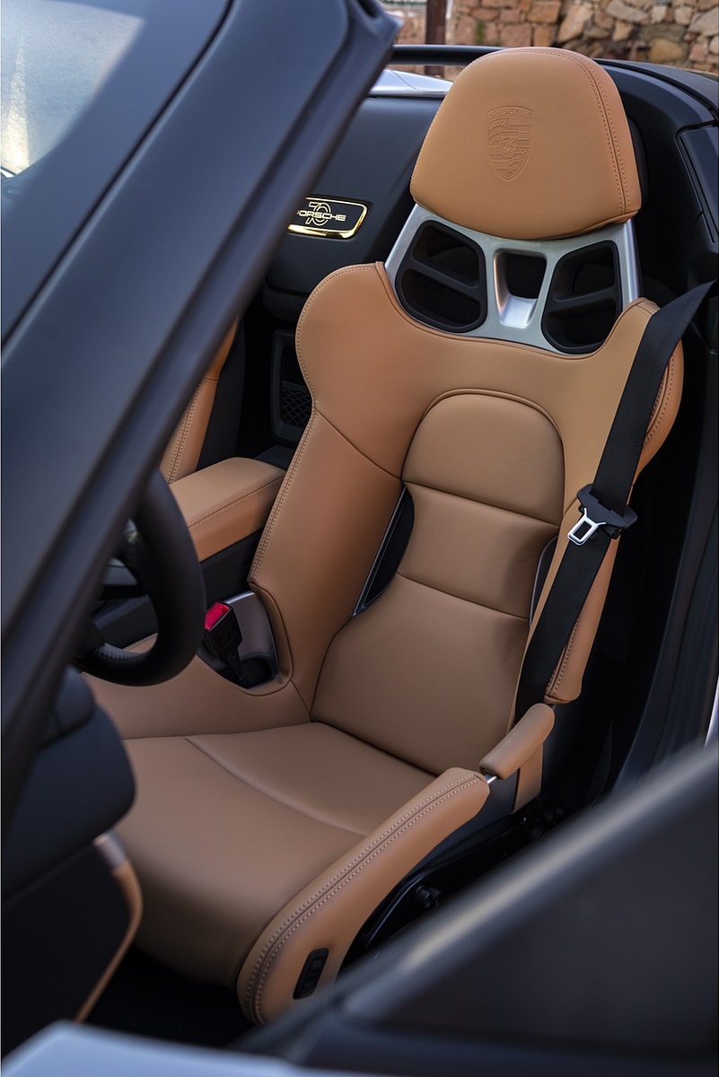 2019 Porsche 911 Speedster with Heritage Design Package Interior Seats Wallpapers #60 of 72