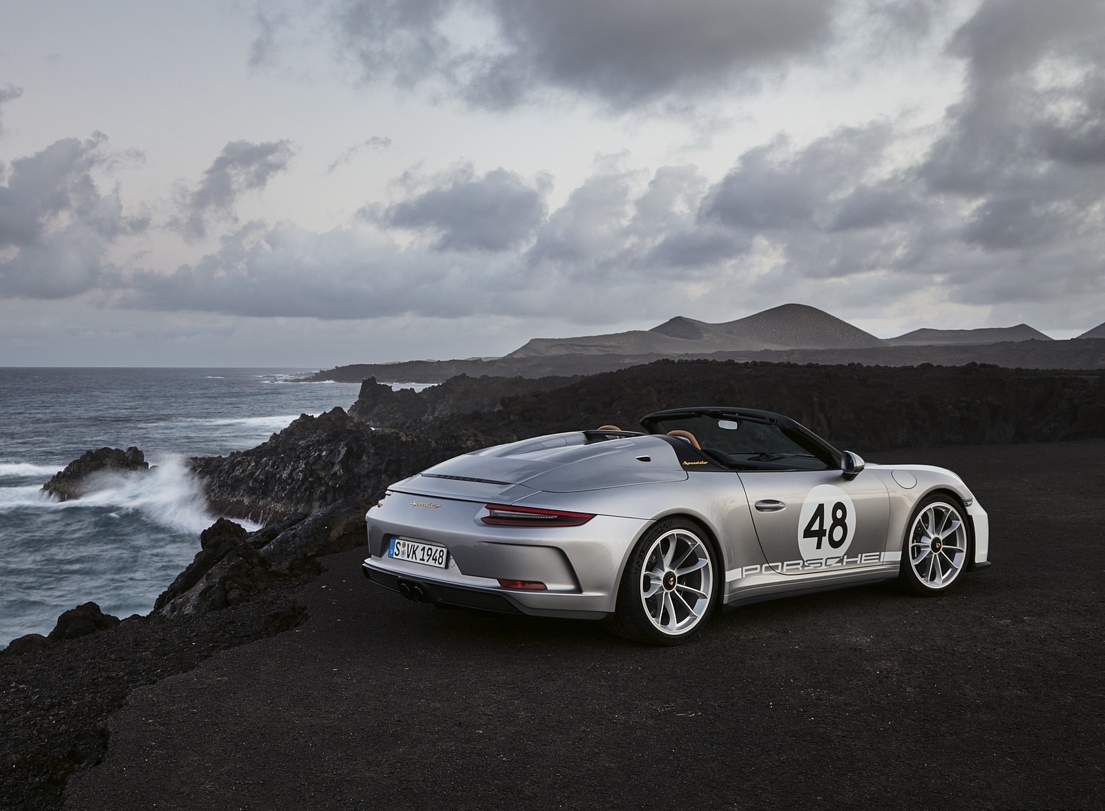 2019 Porsche 911 Speedster with Heritage Design Package Rear Three-Quarter Wallpapers #16 of 72