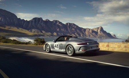 2019 Porsche 911 Speedster with Heritage Design Package Rear Three-Quarter Wallpapers 450x275 (4)