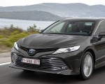 2019 Toyota Camry Hybrid (Euro-Spec) Front Wallpapers 150x120