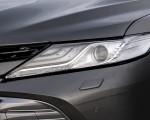 2019 Toyota Camry Hybrid (Euro-Spec) Headlight Wallpapers 150x120 (62)