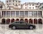 2019 Toyota Camry Hybrid (Euro-Spec) Side Wallpapers 150x120 (55)