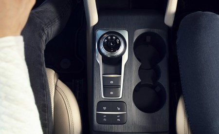 2020 Ford Escape Interior Detail Wallpapers 450x275 (23)