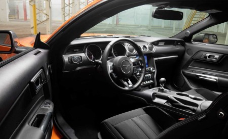 2020 Ford Mustang 2.3L High Performance Package Interior Wallpapers 450x275 (19)