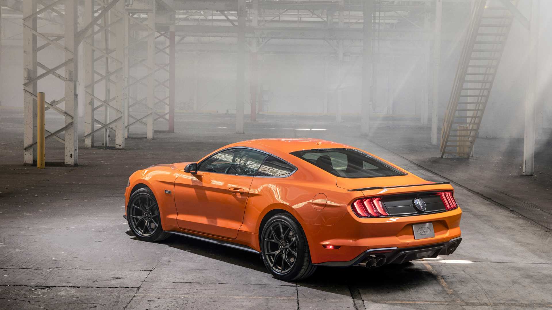 2020 Ford Mustang 2.3L High Performance Package Rear Three-Quarter Wallpapers #5 of 19