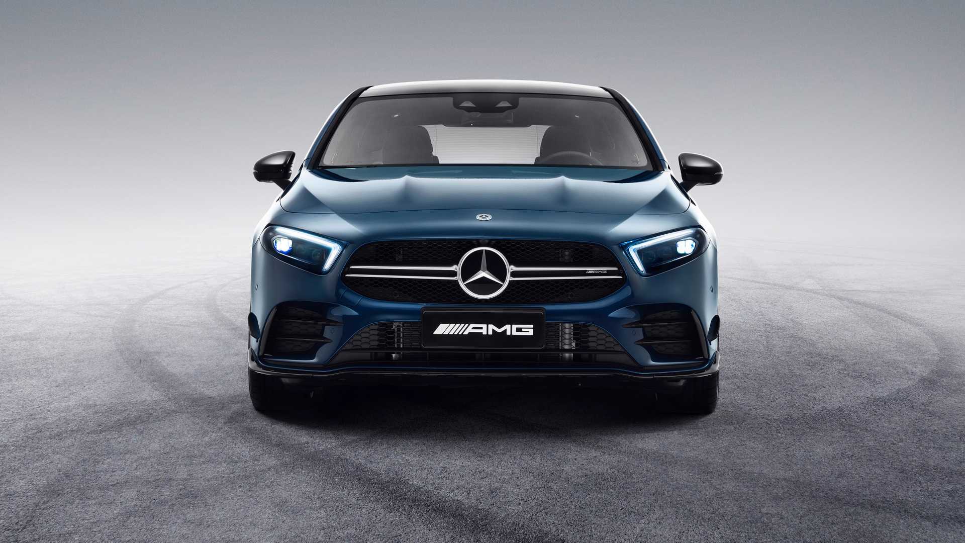 2020 Mercedes-AMG A35 L Sedan 4MATIC Front Wallpapers #6 of 13