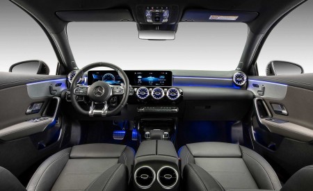 2020 Mercedes-AMG A35 L Sedan 4MATIC Interior Cockpit Wallpapers 450x275 (12)