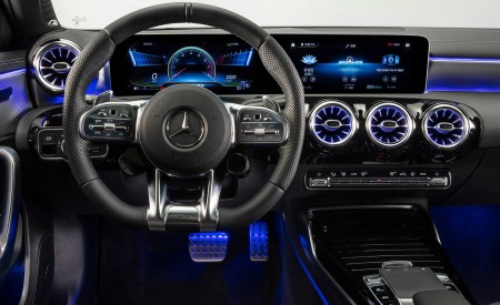 2020 Mercedes-AMG A35 L Sedan 4MATIC Interior Steering Wheel Wallpapers 450x275 (10)