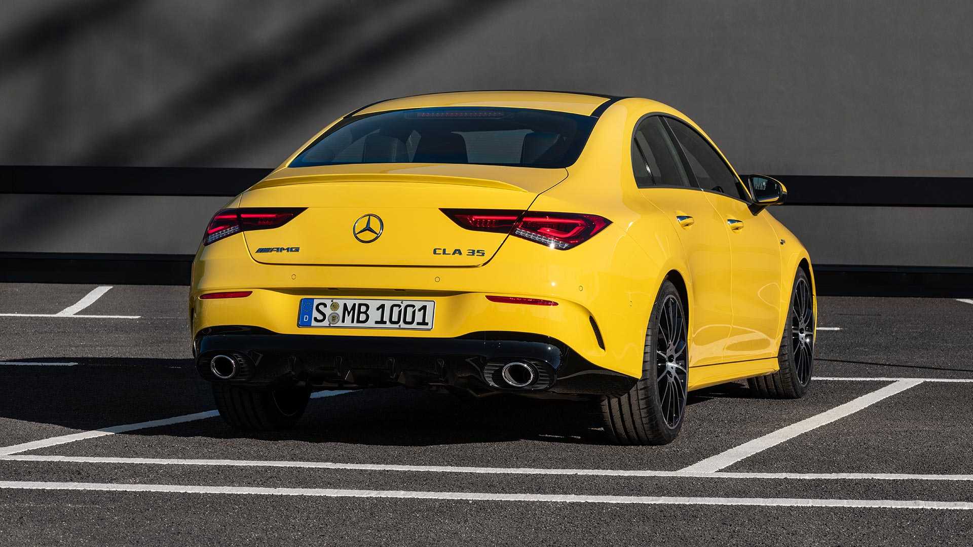 2020 Mercedes-AMG CLA 35 4MATIC (Color: Sun Yellow) Rear Wallpapers #17 of 35