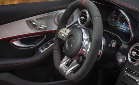 2020 Mercedes-AMG GLC 63 S Coupe (US-Spec) Interior Detail Wallpapers 450x275 (41)