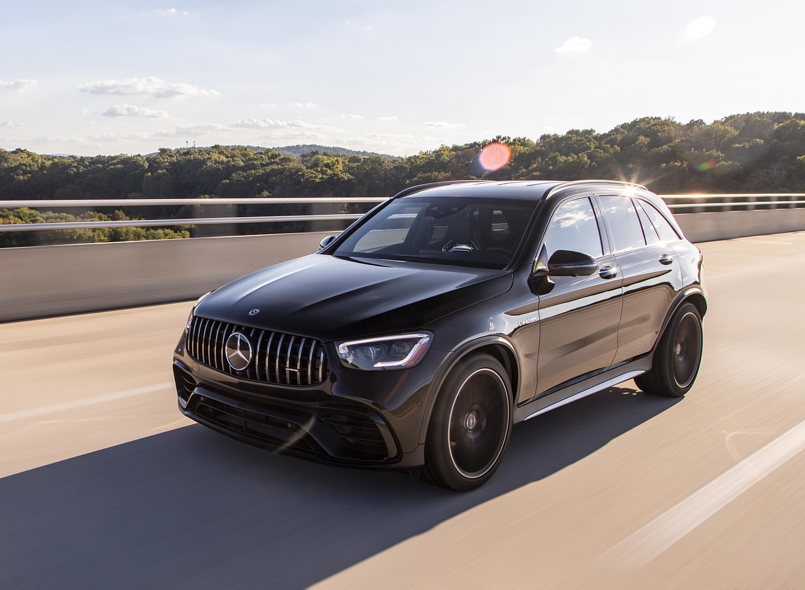 2020 Mercedes-AMG GLC 63 (US-Spec) Front Three-Quarter Wallpapers (5)