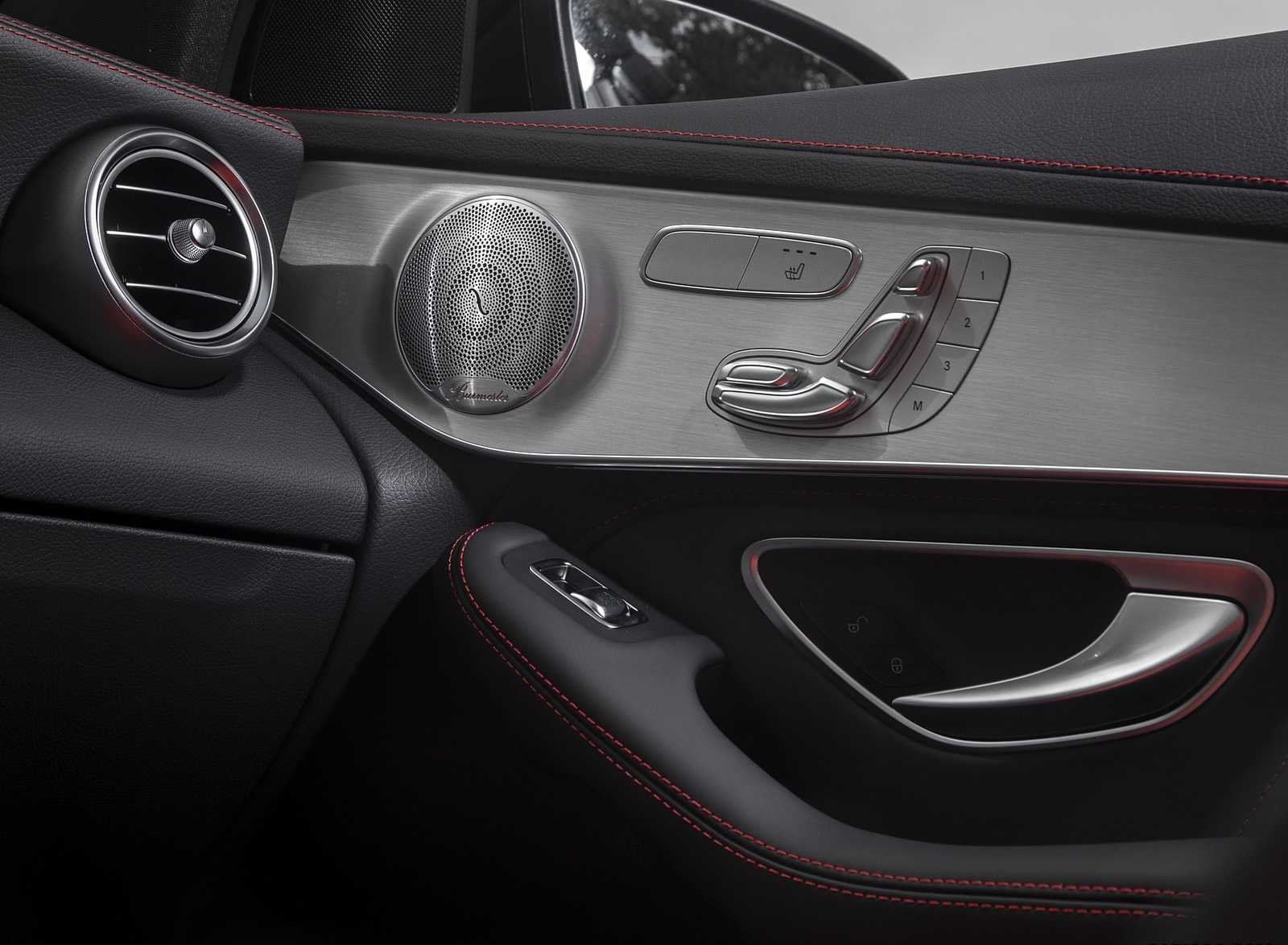 2020 Mercedes-AMG GLC 63 (US-Spec) Interior Detail Wallpapers #70 of 102