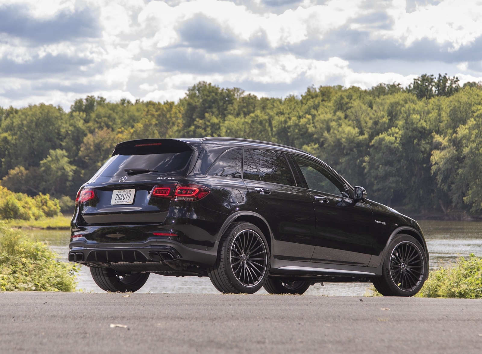 2020 Mercedes-AMG GLC 63 (US-Spec) Rear Wallpapers #24 of 102