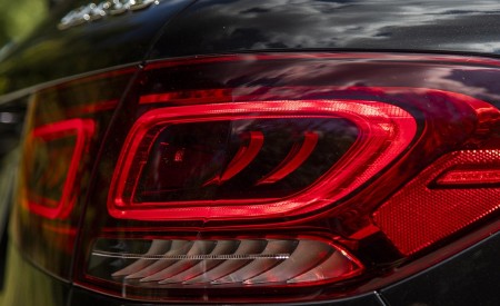 2020 Mercedes-AMG GLC 63 (US-Spec) Tail Light Wallpapers 450x275 (31)