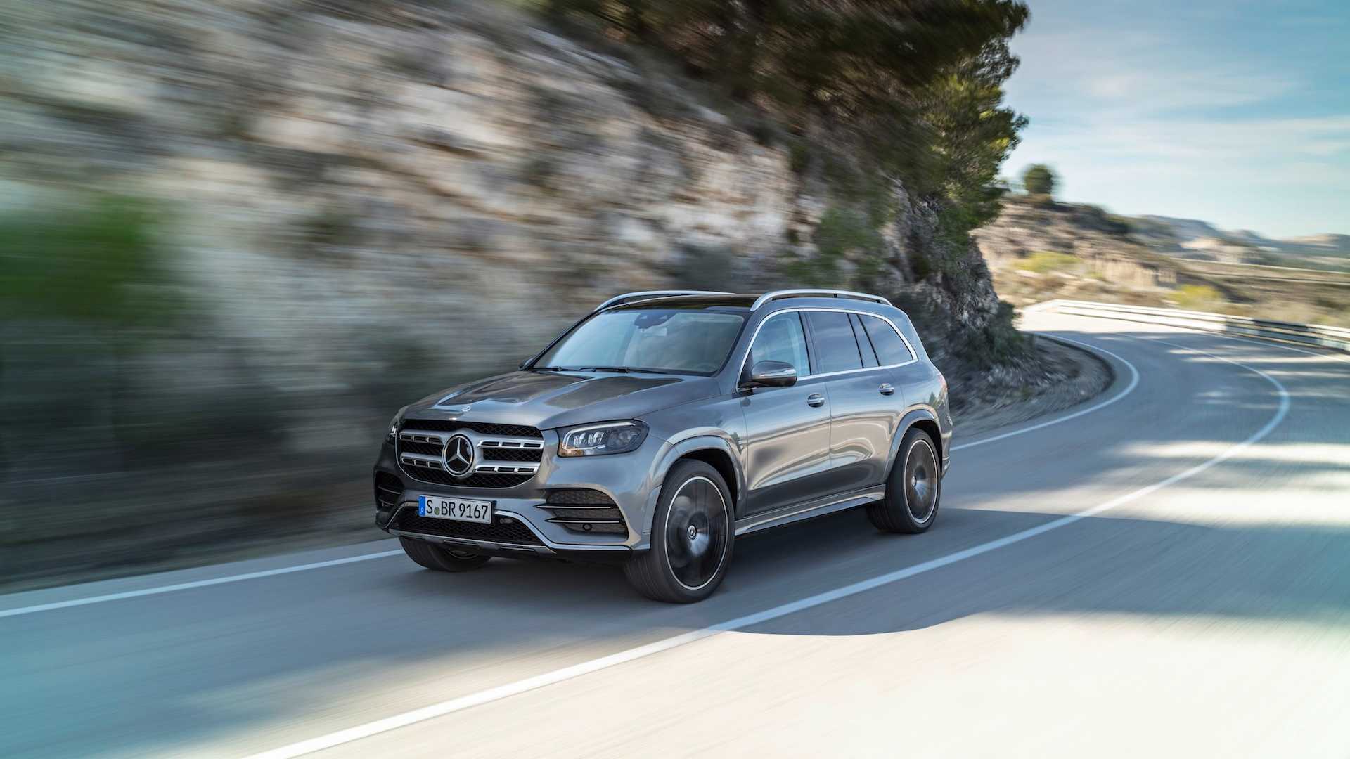 2020 Mercedes-Benz GLS AMG Line (Color: Designo Selenite Grey Metallic) Front Three-Quarter Wallpapers (1)