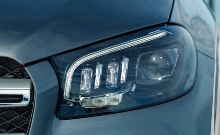2020 Mercedes-Benz GLS AMG Line (Color: Designo Selenite Grey Metallic) Headlight Wallpapers 450x275 (33)
