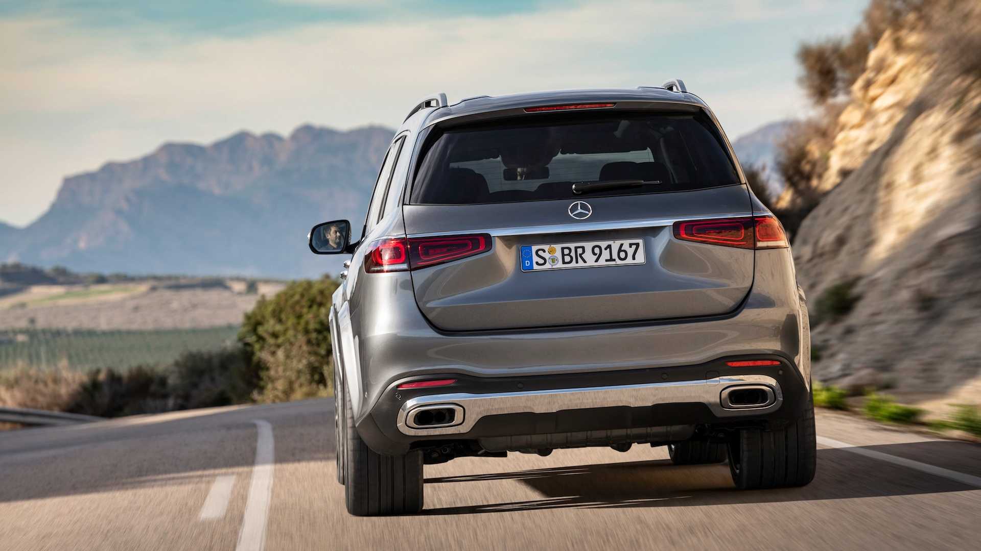 2020 Mercedes-Benz GLS AMG Line (Color: Designo Selenite Grey Metallic) Rear Wallpapers #8 of 95