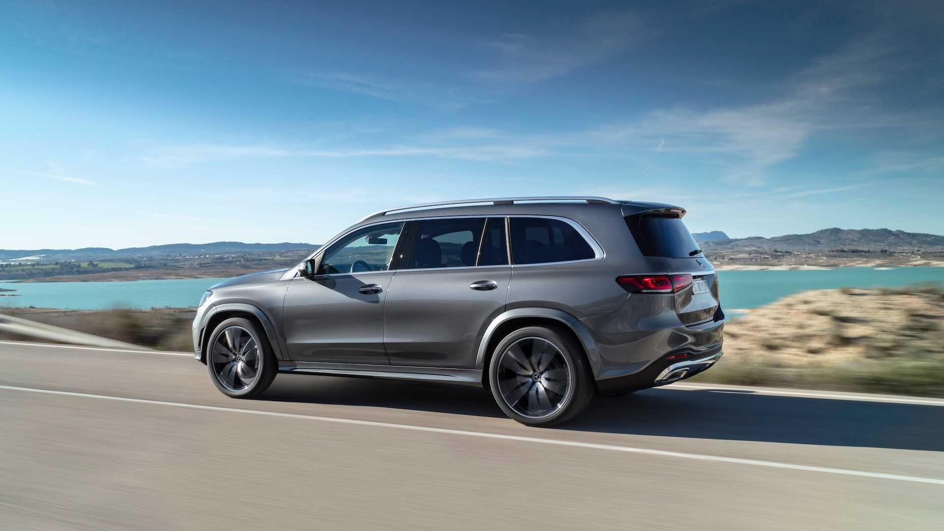 2020 Mercedes-Benz GLS AMG Line (Color: Designo Selenite Grey Metallic) Side Wallpapers (10)