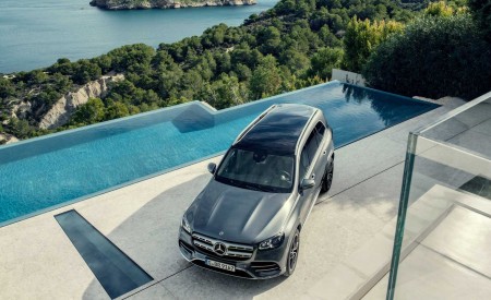 2020 Mercedes-Benz GLS AMG Line (Color: Designo Selenite Grey Metallic) Top Wallpapers 450x275 (30)