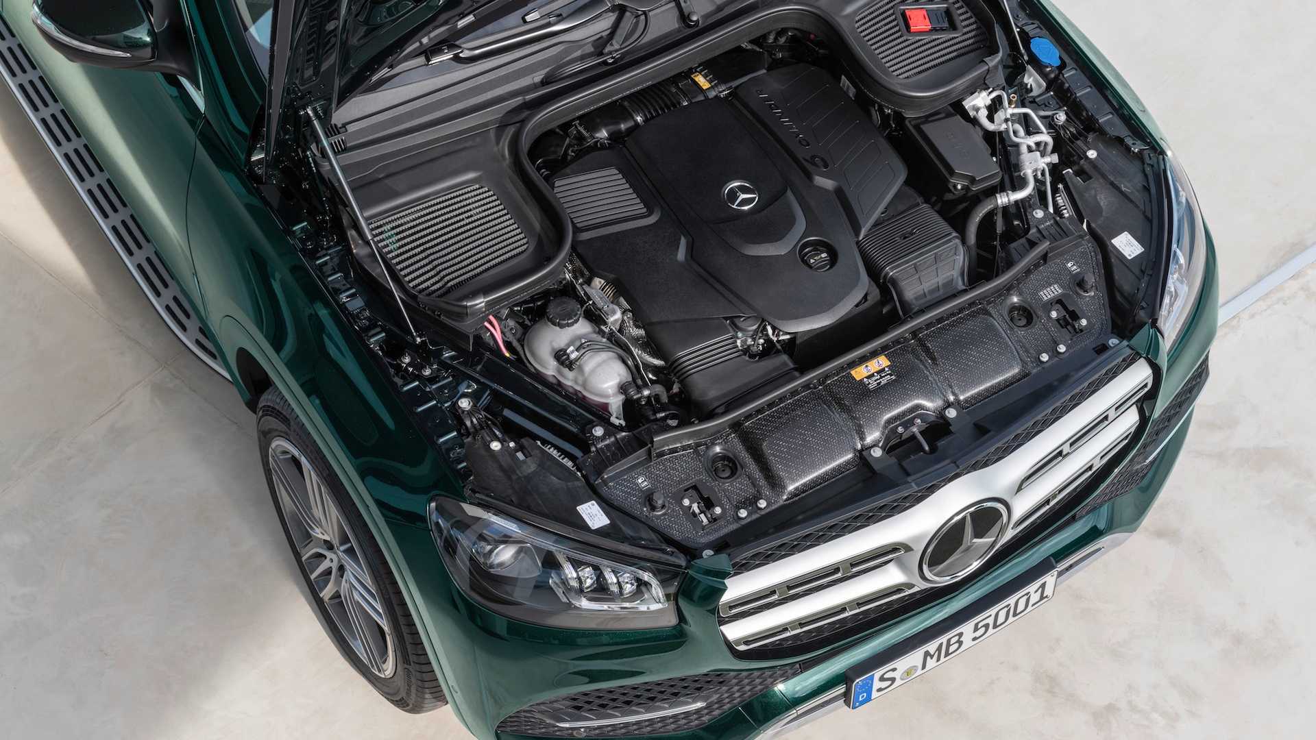 2020 Mercedes-Benz GLS (Color: Emerald Green) Engine Wallpapers #73 of 95