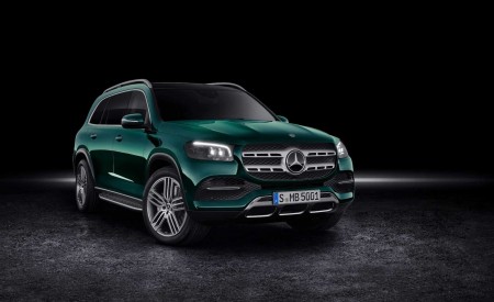 2020 Mercedes-Benz GLS (Color: Emerald Green) Front Three-Quarter Wallpapers 450x275 (81)