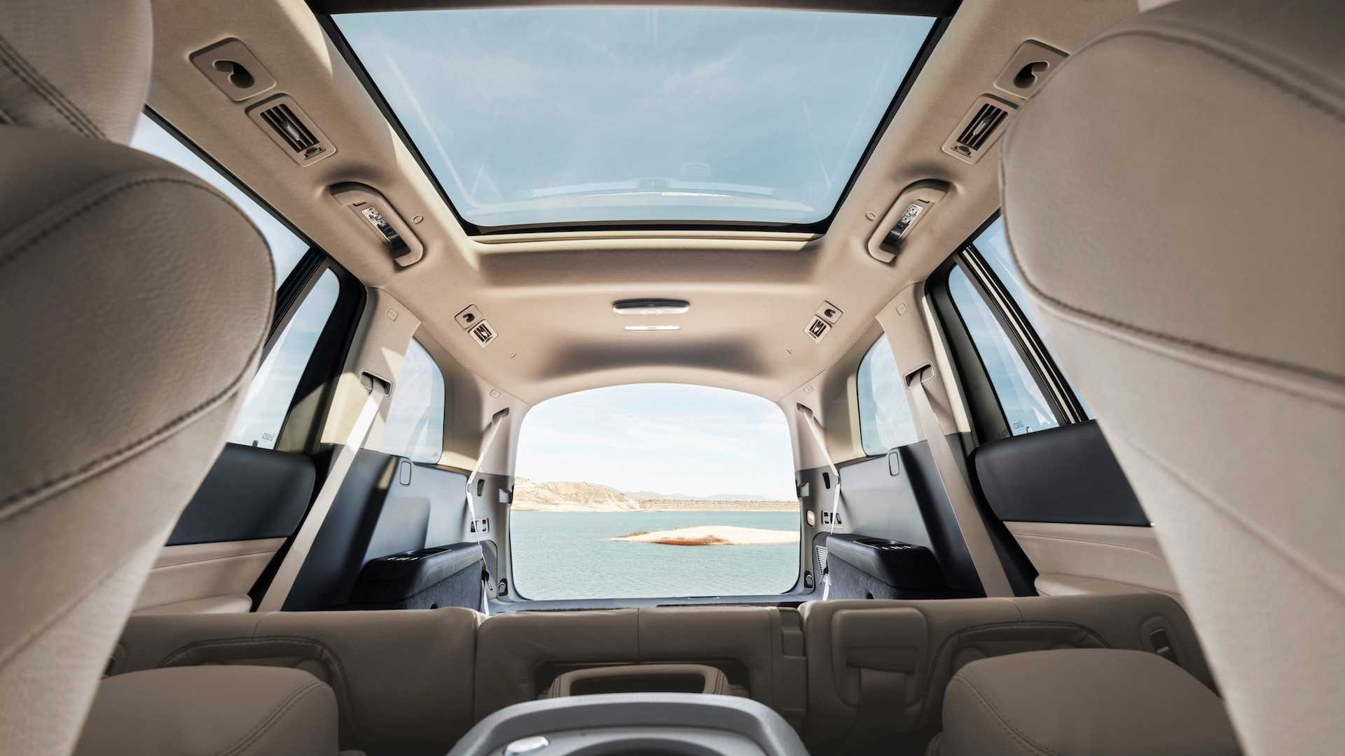 2020 Mercedes-Benz GLS (Color: Emerald Green) Panoramic Roof Wallpapers #74 of 95