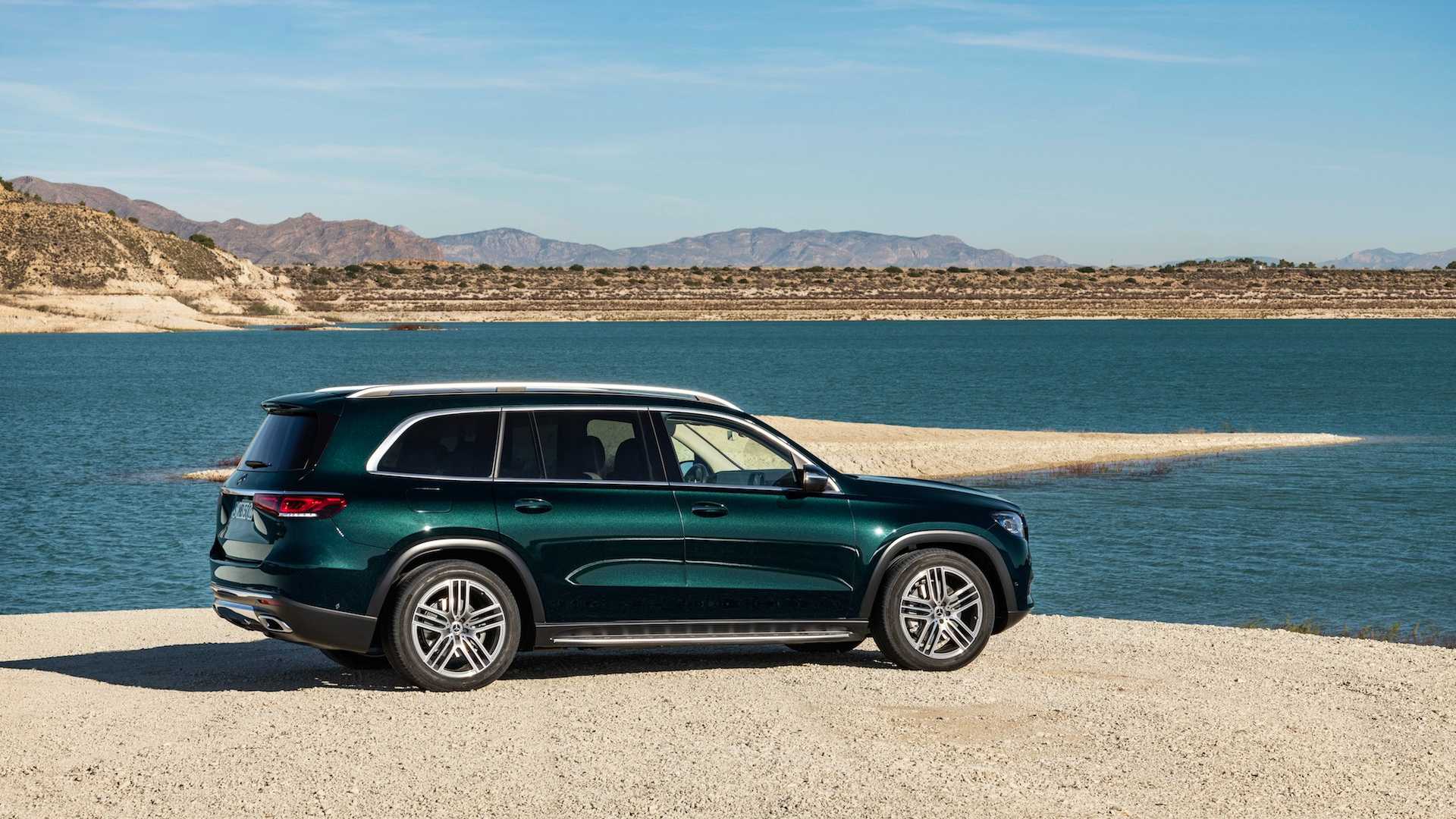 2020 Mercedes-Benz GLS (Color: Emerald Green) Side Wallpapers #65 of 95