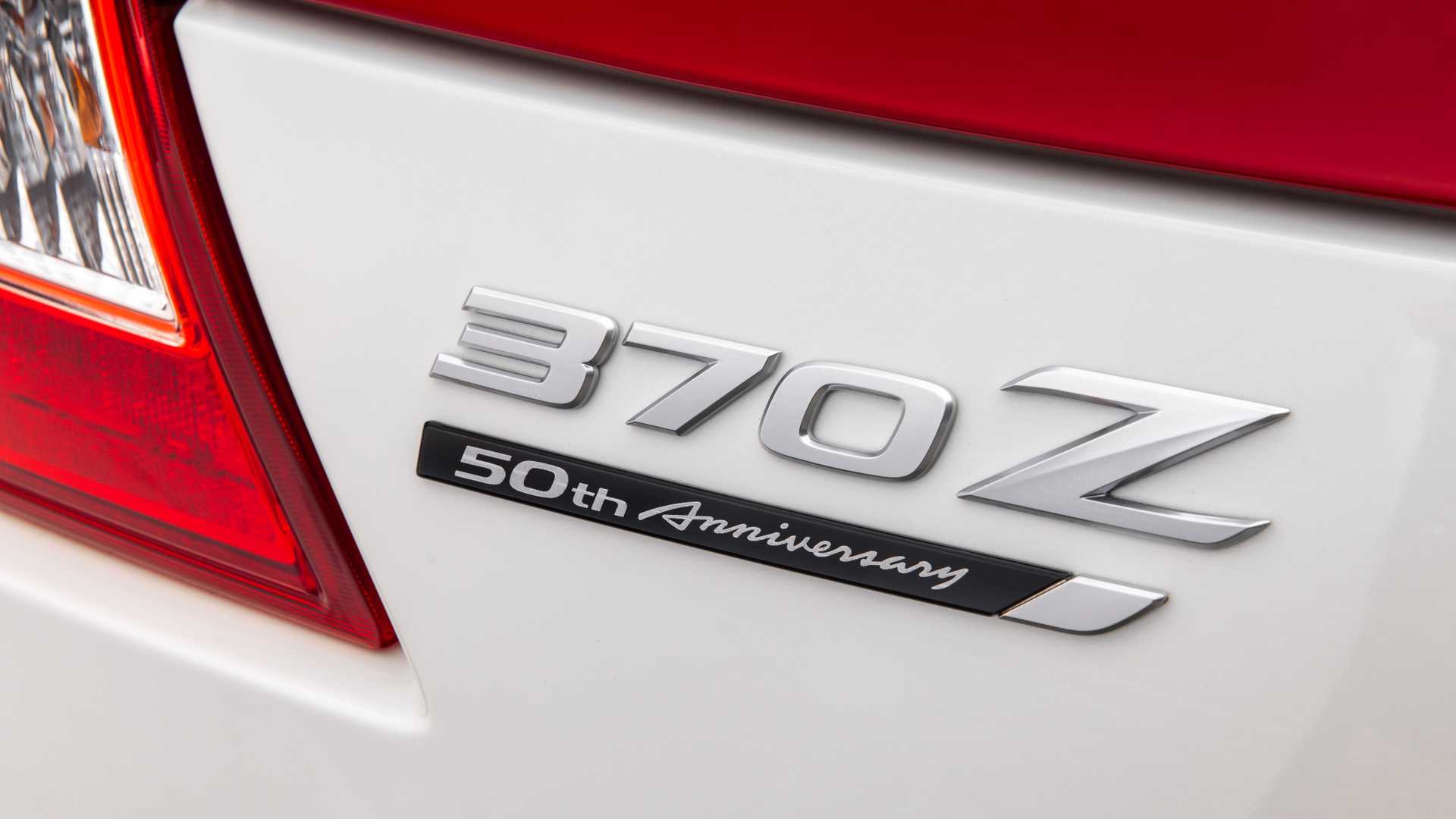 2020 Nissan 370Z 50th Anniversary Edition Badge Wallpapers #16 of 21