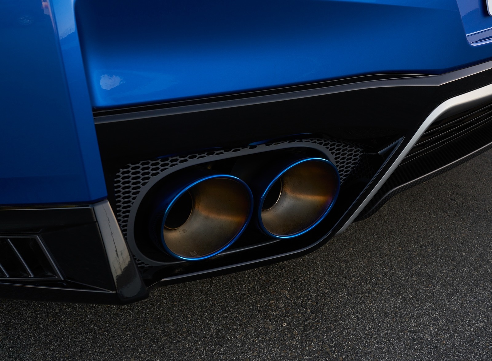 2020 Nissan GT-R 50th Anniversary Edition Exhaust Wallpapers #13 of 50